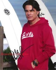 THE O.C. Peter Gallagher / Sandy Cohen SIGNED Autographed 8x10 Color Photo picture