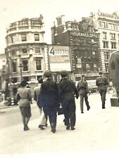 (AnF) FOUND PHOTO Photograph Snapshot London Military Trafalgar Square Lion picture