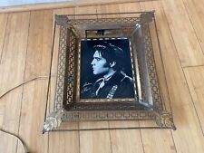 VINTAGE MID CENTURY LIGHTED ELVIS PICTURE IN GOLD TONE METAL WIRE FRAME picture