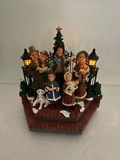 House Of Lloyd Christmas Around The World “Caroler’s Square” Light/music Figure picture