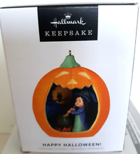 Hallmark Halloween Keepsake Ornament Happy Halloween pumpkin witch 2022 picture