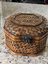 Wicker Weave  Round  Box. With Clasp picture