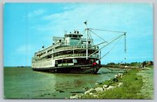 Postcard SS Delta Queen Passenger Streamer Ship Fort Madison Iowa USA picture