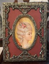 VINTAGE MINIATURE VICTORIAN FILIGREE GOLD TONE PICTURE FRAME OVAL FLORAL 4”X5” picture
