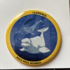 NEW Sea World Orlando Beluga Whale Pass Member 2024 Button Pin Souvenir picture
