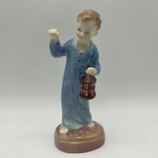 Retired Authentic Royal Doulton Figurine Wee Willie Winkie Lantern HN 2050 MINT picture